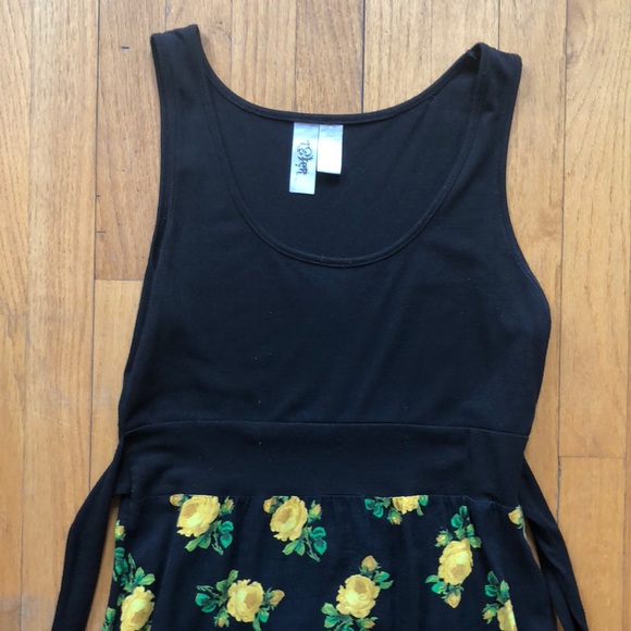 Dress - Picture 3 of 4